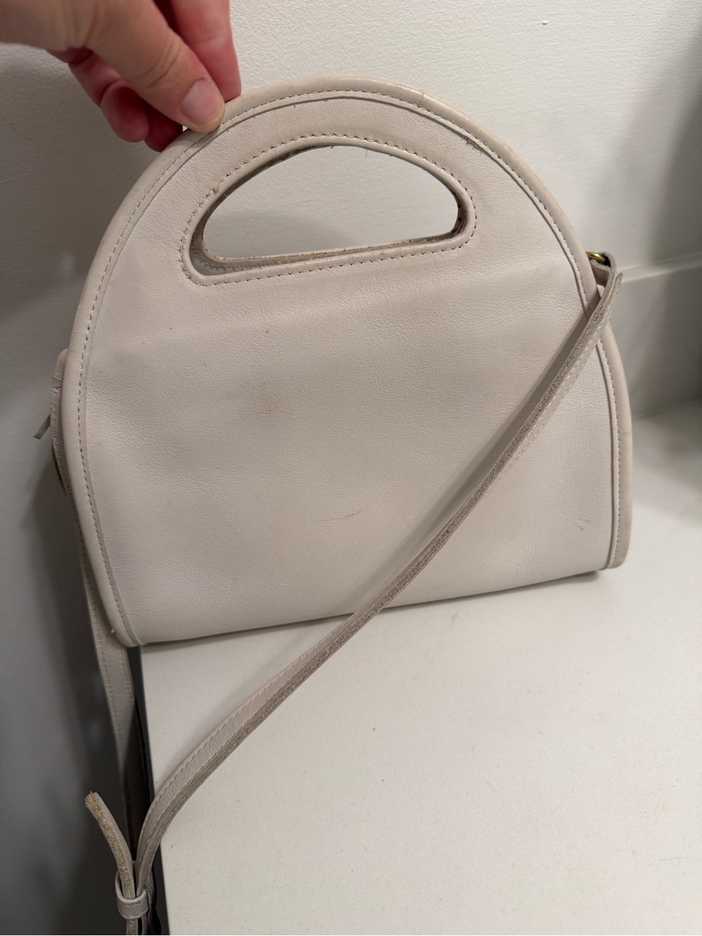Vintage COACH White Structured Top-Handle Women's Bag - Picture 13 of 13